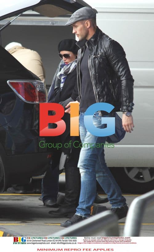 Dannii Minogue Shopping with Kris Smith