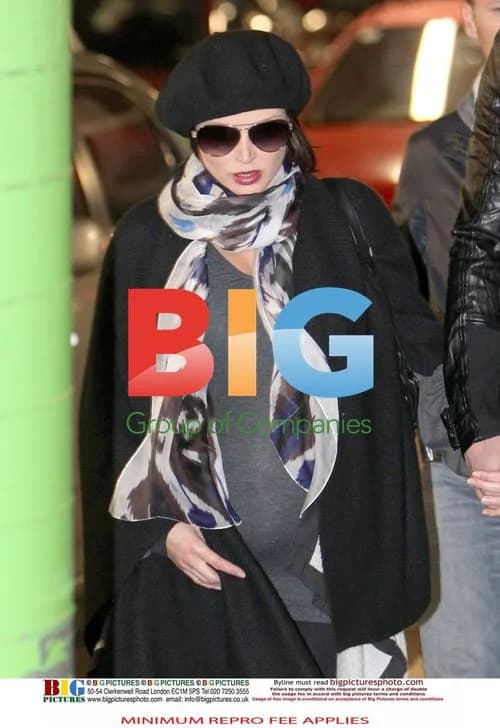 Dannii Minogue Shopping with Boyfriend Kris Smith