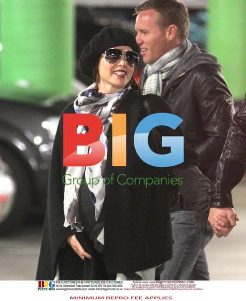 Dannii Minogue Shopping in Melbourne