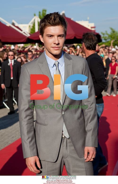 Xavier Samuel at Twilight Eclipse Premiere