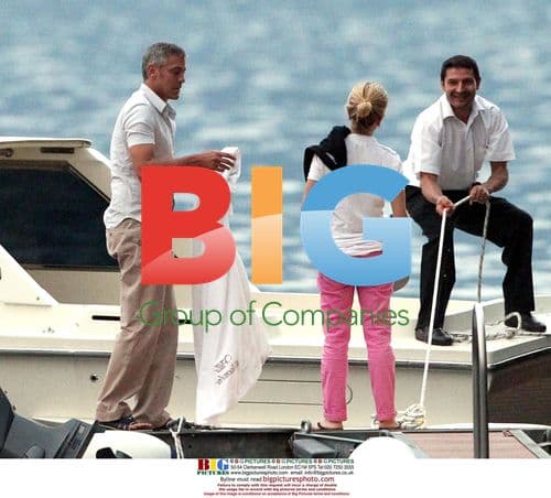 George Clooney, Elisabetta Canalis boat trip in Italy