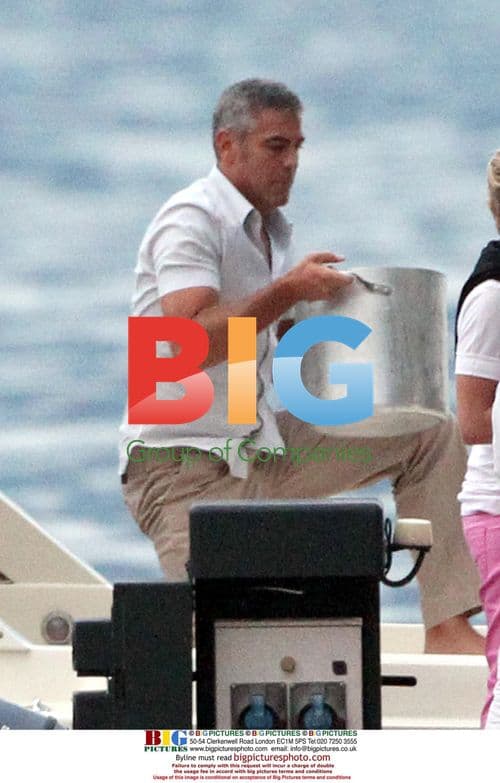 George Clooney, Elisabetta Canalis Vacation in Italy