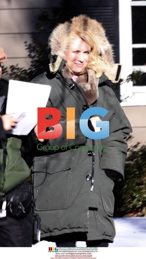 Naomi Watts Filming \"Dream House\" in Canada