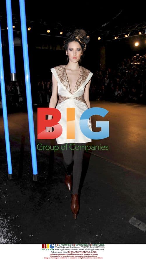 Paris Fashion Week - Fatima Lopes Show