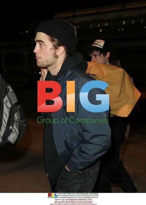 Robert Pattinson at JFK Airport