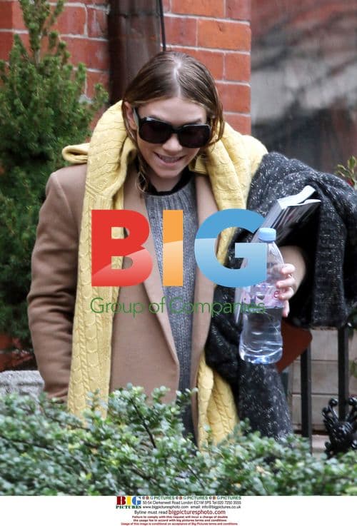Ashley Olsen Leaving Apartment in NYC