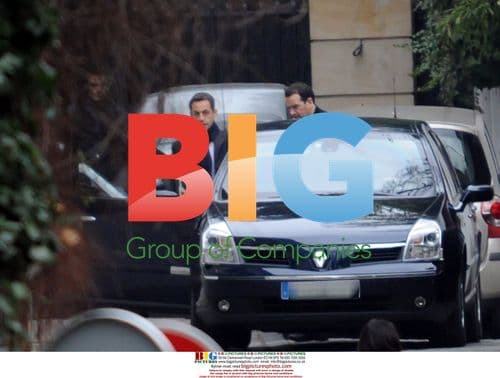 Nicolas Sarkozy Rushes to Carla's Place