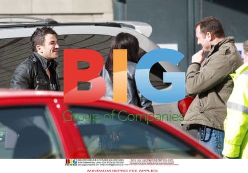 Peter Andre Greeted by Mystery Woman