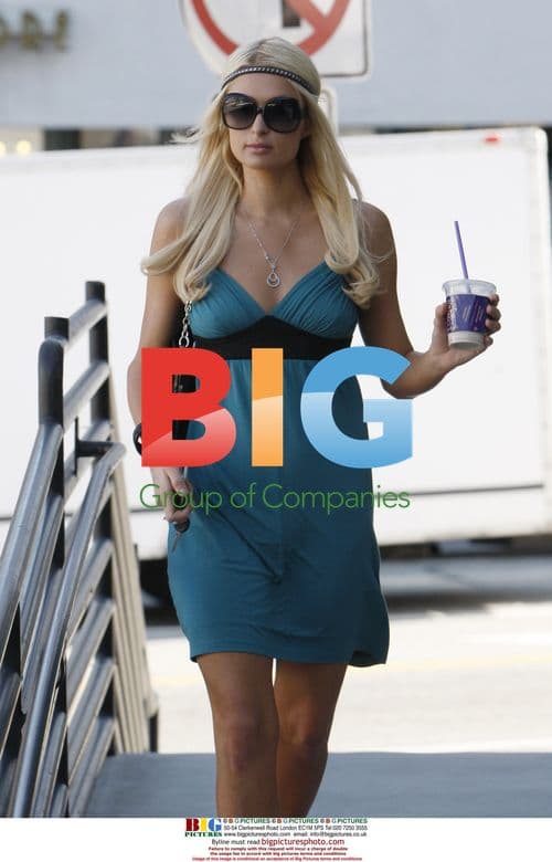 Paris Hilton Shopping in West Hollywood