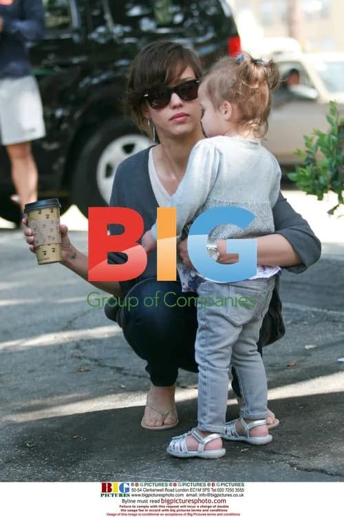 Jessica Alba Grabs Coffee with Daughter in LA