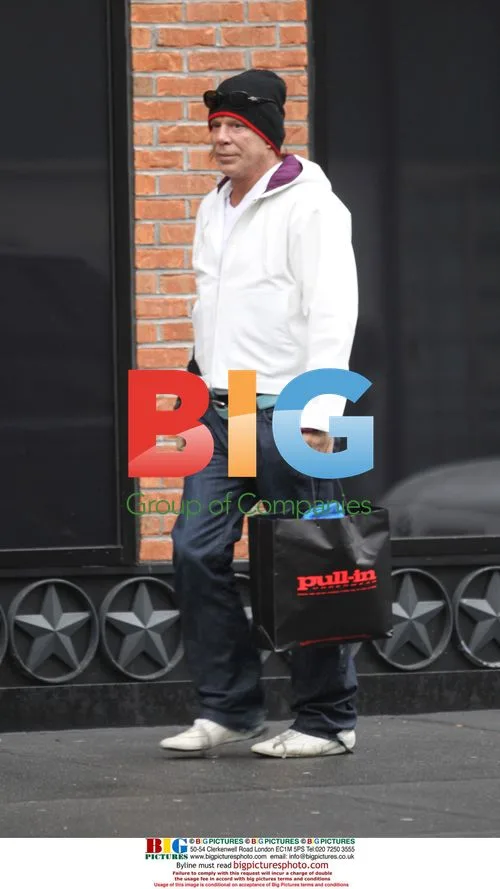 Mickey Rourke Shopping in NYC