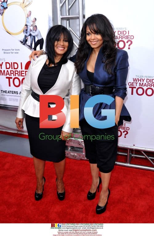 Rebbie and Janet Jackson at "Why Did I Get Married Too?" Premiere