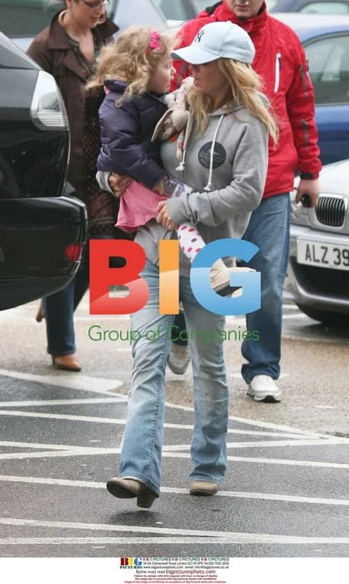 Geri Halliwell Locked Out of Home