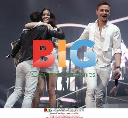 Joe McElderry receives Platinum Disc Award