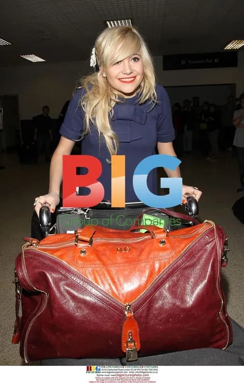 Pixie Lott at LAX Airport