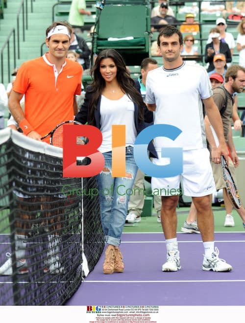 Kim Kardashian, Roger Federer, Florent Serra at 2010 Sony Ericsson Open