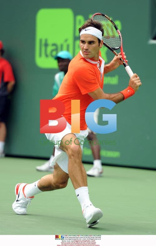 Roger Federer vs Florent Serra at 2010 Sony Ericsson Open