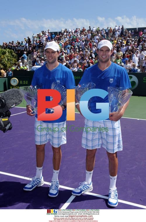 Bob Bryan and Mike Bryan at 2010 Sony Ericsson Open