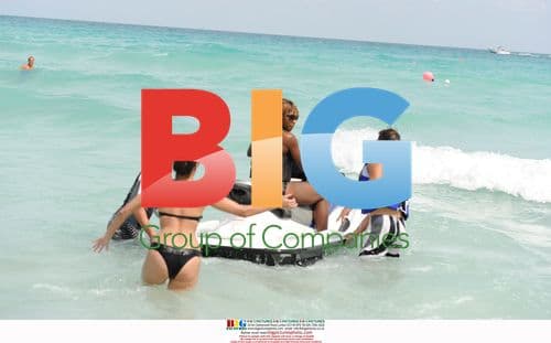 Serena Williams Hits Miami Beach