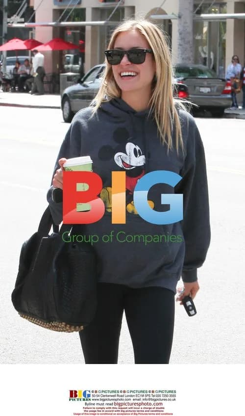 Kristin Cavallari Gets Coffee in Beverly Hills