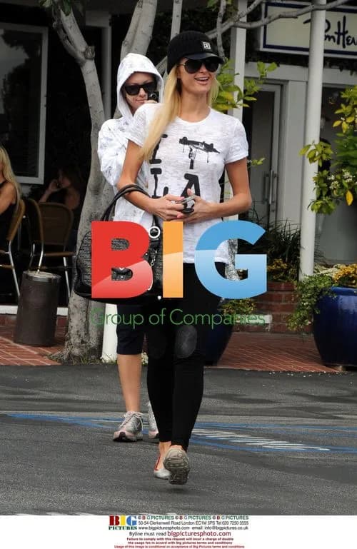 Paris Hilton Shopping in Hollywood