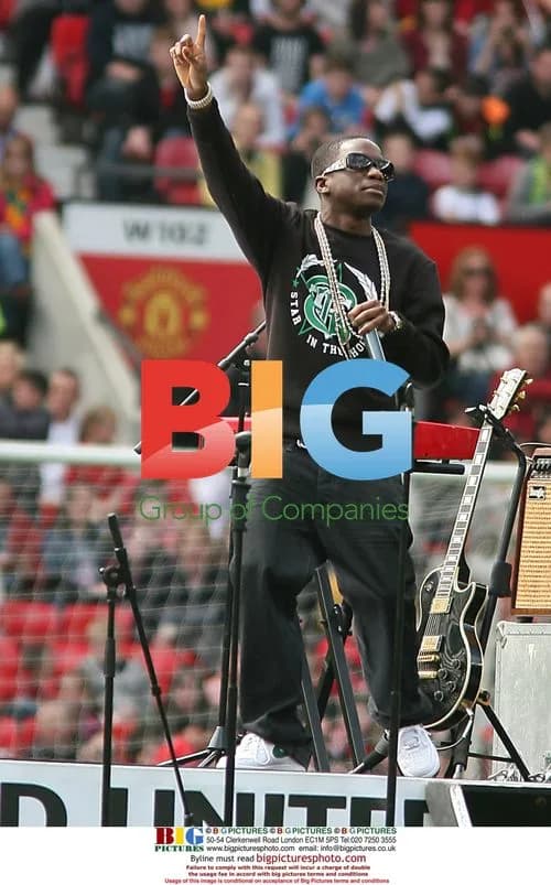 Tinchy Stryder at United Relief Live