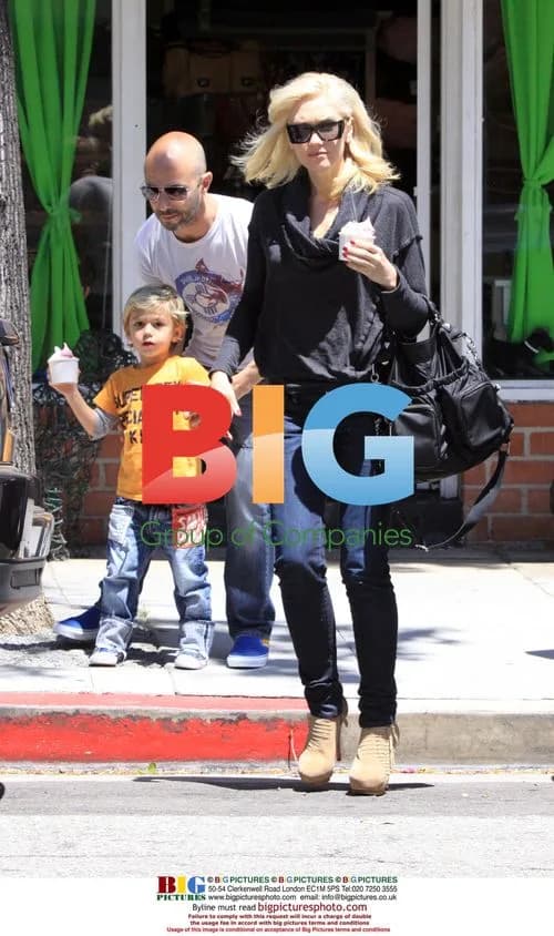 Gwen Stefani and Son Kingston Get Ice Cream
