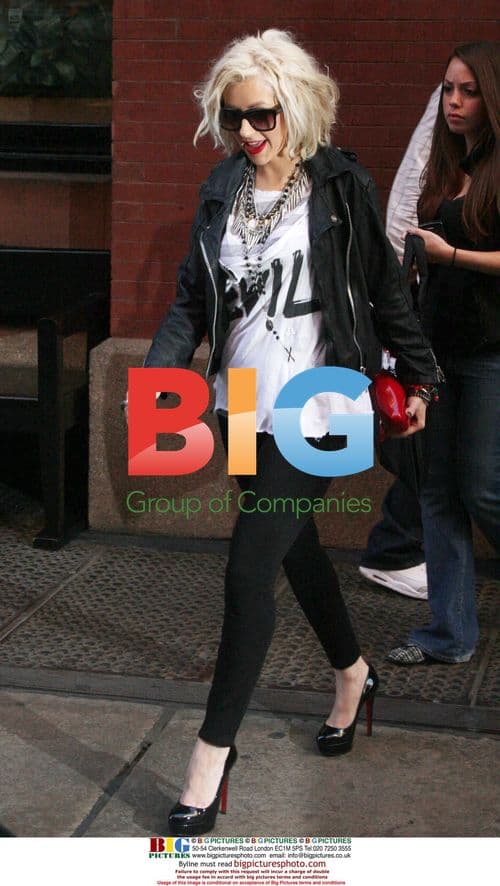 Christina Aguilera Leaves SoHo Hotel