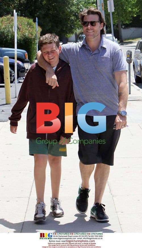 Dean McDermott runs errands with son