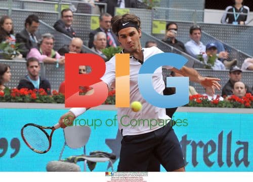 Federer Wins Madrid Masters Match