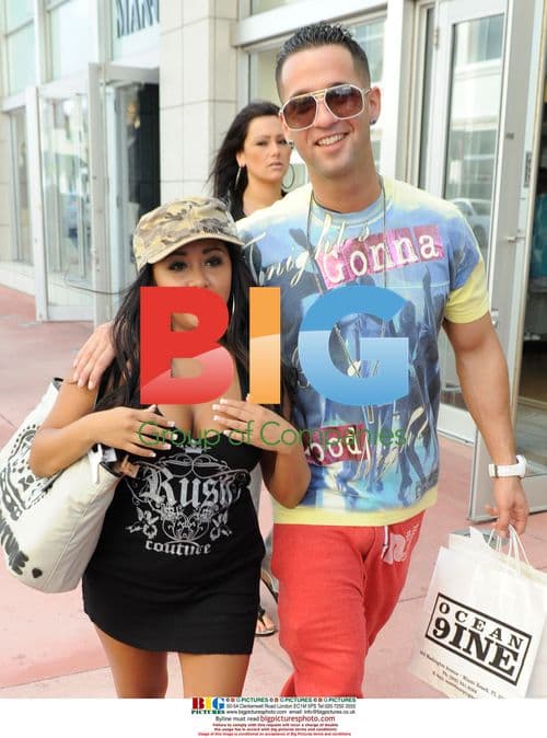 Jersey Shore Cast Walking in Miami