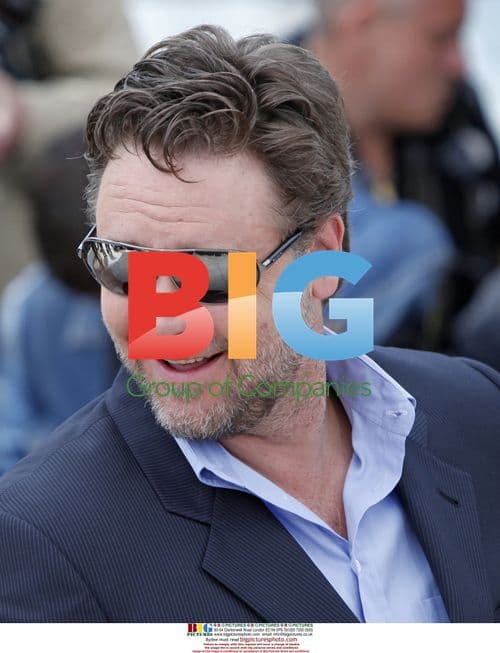 Russell Crowe at Robin Hood Photocall in Cannes