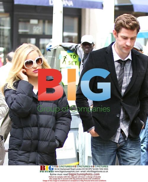 Kate Hudson and John Krasinski on NYC Film Set