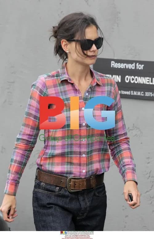 Katie Holmes Arriving at Studio