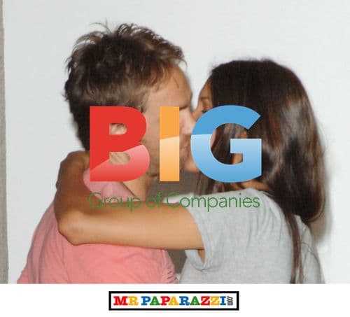 Stewart Townsend Seen Dancing with Mystery Woman