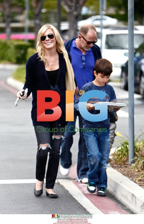 LeAnn Rimes takes Eddie Cibrian's sons to lunch