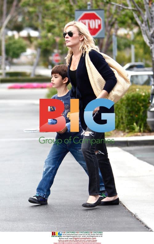 LeAnn Rimes out with Eddie Cibrian\'s sons