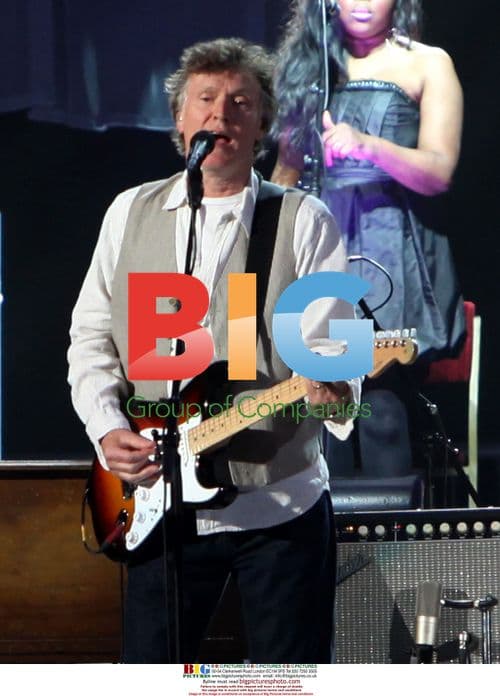 Eric Clapton and Steve Winwood Concert in Paris