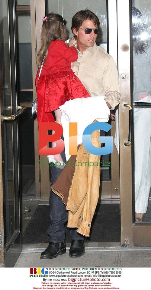 Tom Cruise and Katie Holmes with daughter Suri