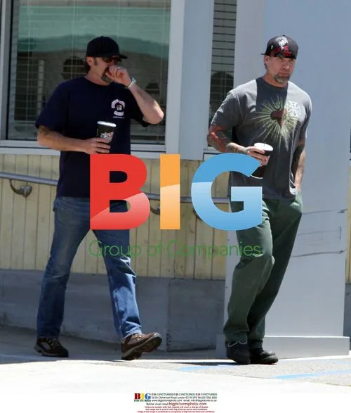 Jesse James Takes Lunch Break at Cisco Burger