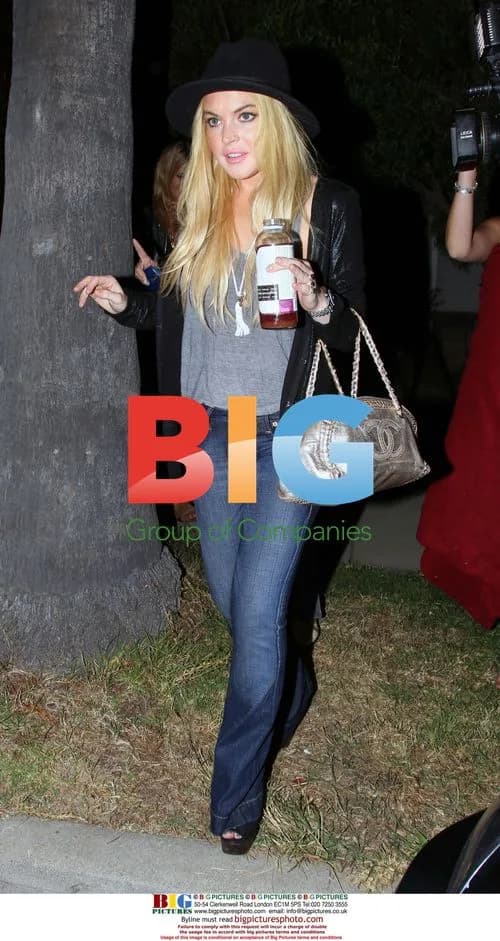 Lindsay Lohan Leaving Friend's House