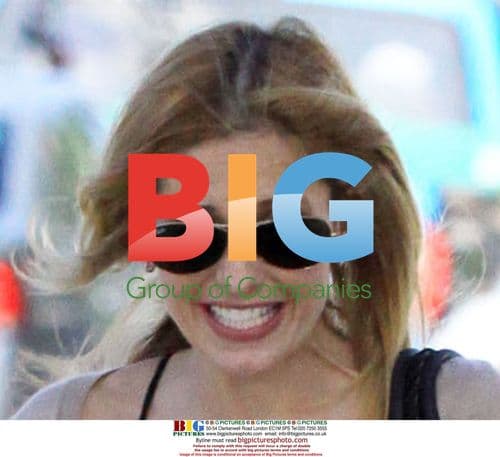 Sarah Michelle Gellar and daughter in Brentwood