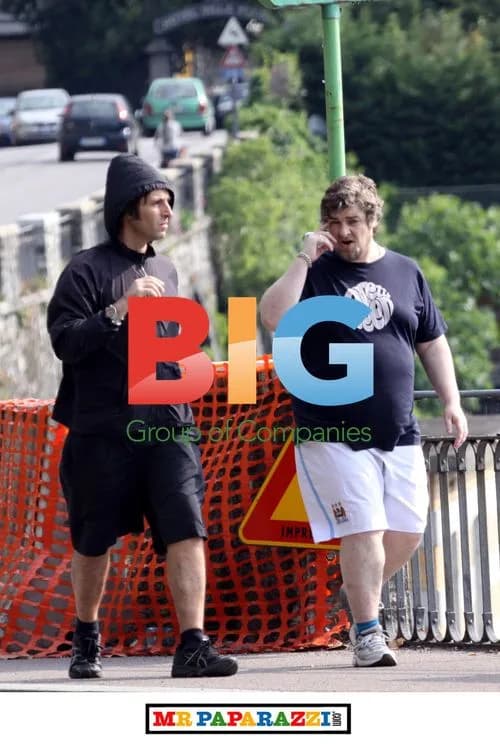 Liam Gallagher strolls in Italy
