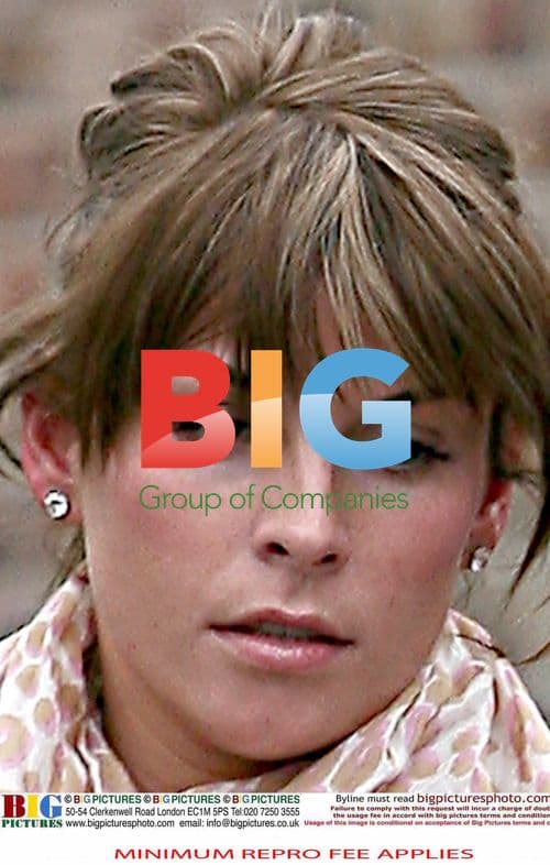 Coleen Rooney Leaving Salon