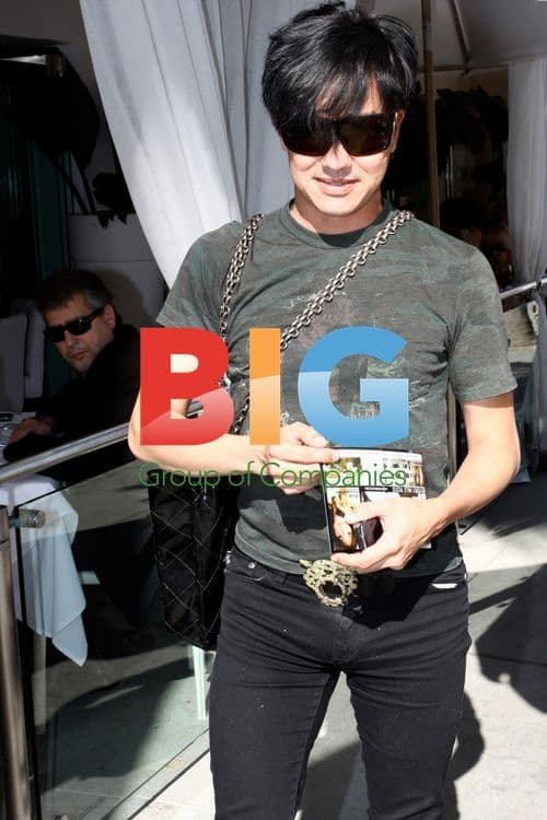 Bobby Trendy Outside Villa Blanca