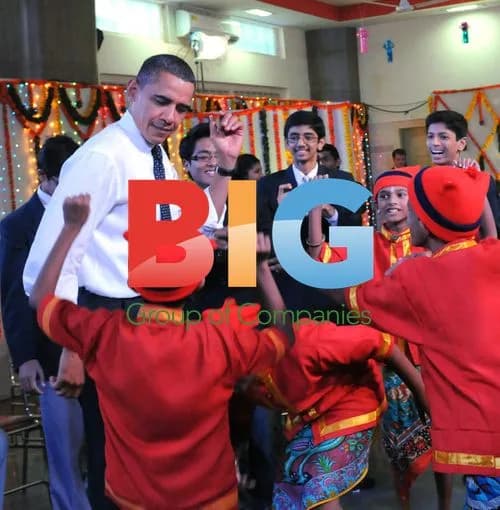 Obama and First Lady Dance at Diwali Festival in Mumbai