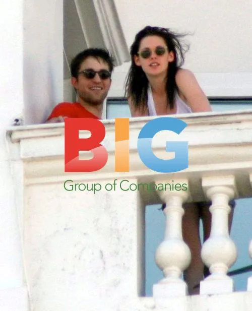 Robert Pattinson and Kristen Stewart Film 'Twilight: Breaking Dawn' in Rio