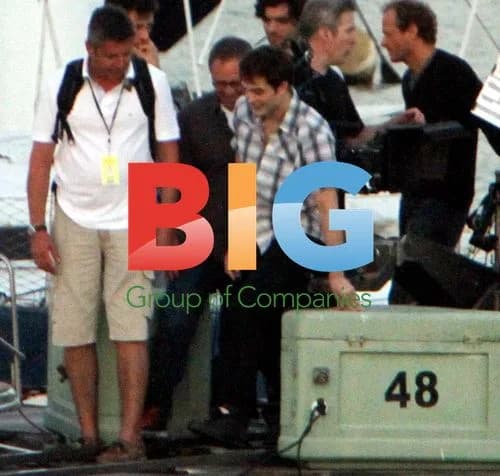 Robert Pattinson and Kristen Stewart in Rio