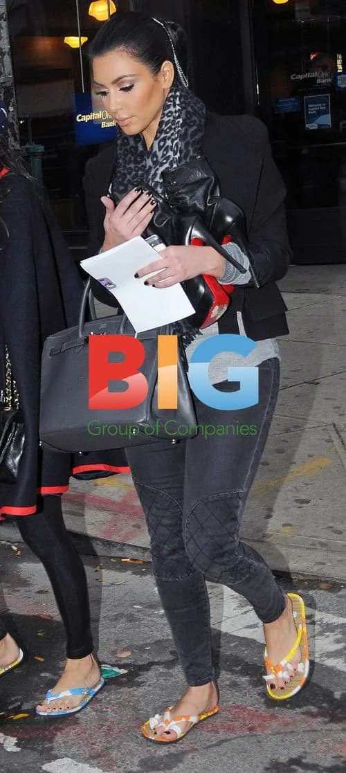 Kardashians carry Louboutins after pedicure