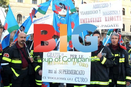 Italian FireFighters Strike in Rome
